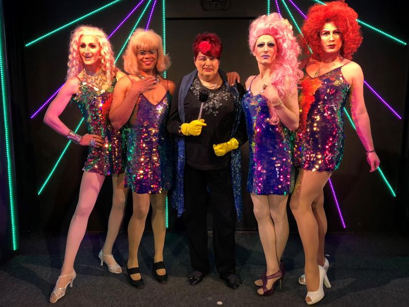 Review BERLIN? WE! LOVE! YOU! at Theater im Keller (The Basement Theater) The Little Theater